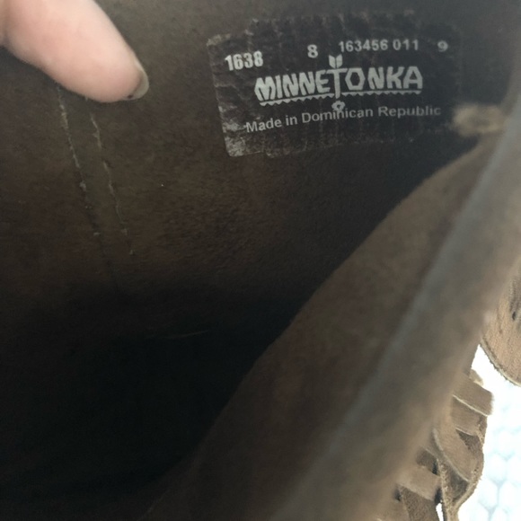 Minnetonka boots - Picture 6 of 6